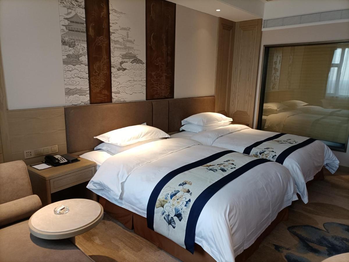 Baoying Jinling Hotel Zewnętrze zdjęcie