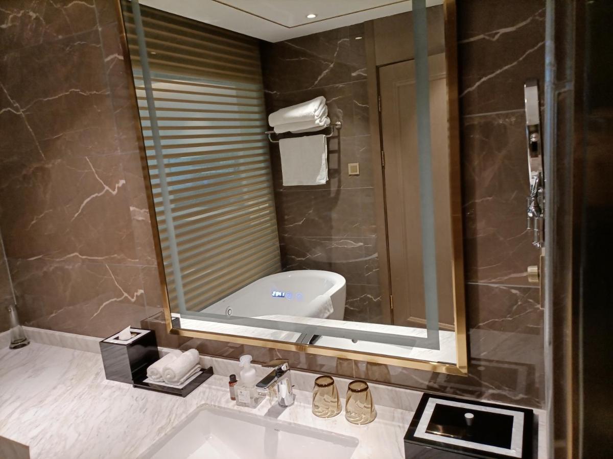 Baoying Jinling Hotel Zewnętrze zdjęcie